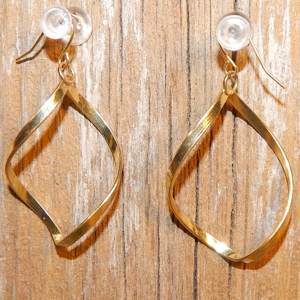 Slow Gold Spiral Earrings